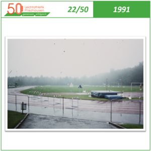 1991: Erneuerung der Kunststoffbahn (22/50) 1991: Erneuerung der Kunststoffbahn (22/50)